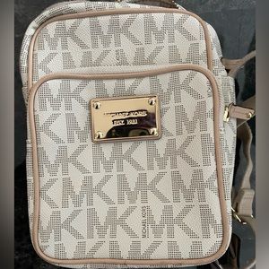 MICHAEL KORS BAGS | CANVAS CROSSBODY